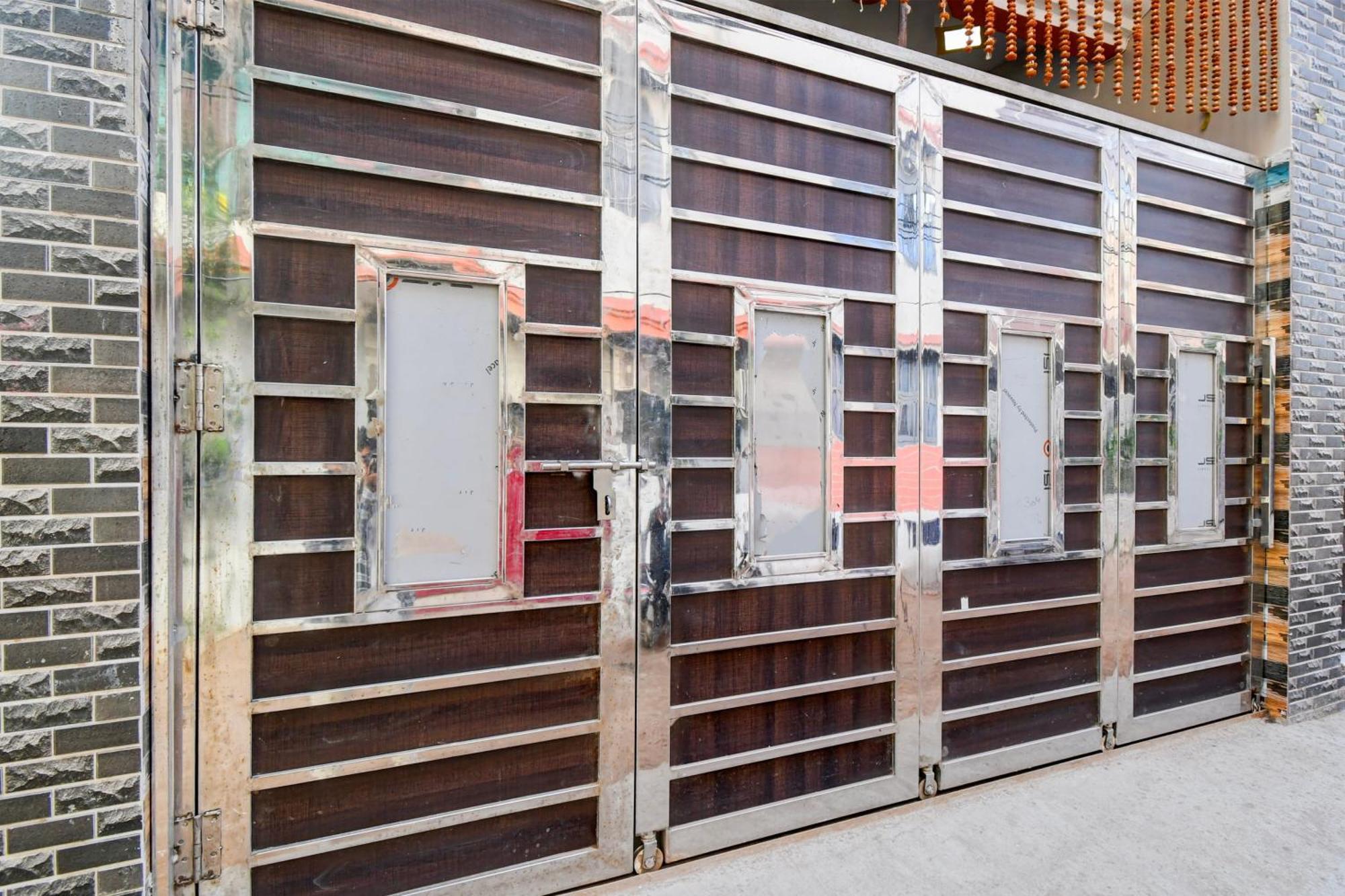 Hotel O The Lavish Landmark Danapur Exterior photo